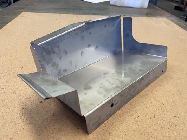 Bespoke laser cut and bent components. One-offs no problem.
#lasercutting #bristol #sheetmetal #stainlesssteel #bespoke
